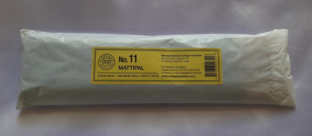 100 gms 9" Incense Sticks in Butter Paper Packets - Image 2