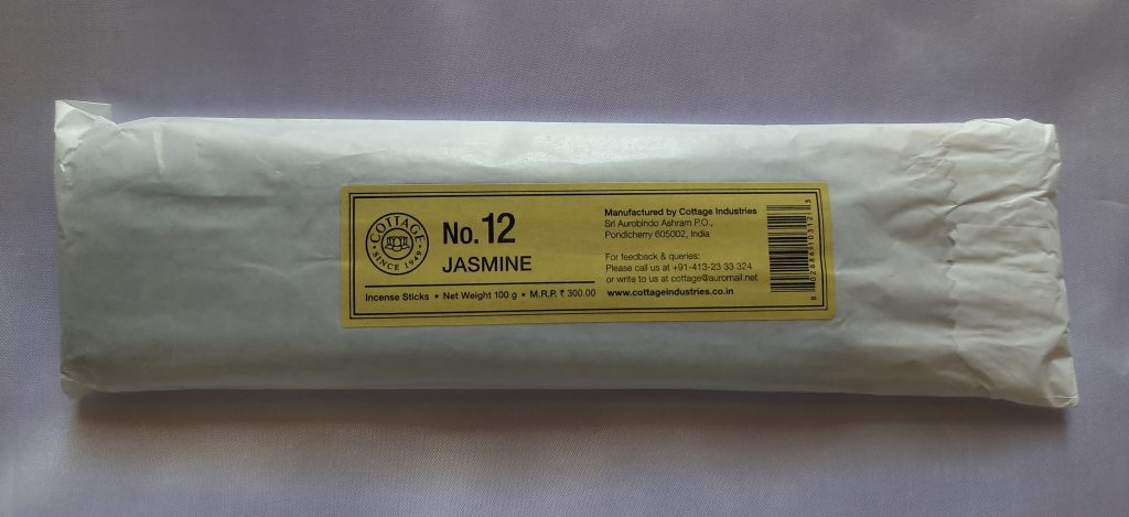 100 gms 9" Incense Sticks in Butter Paper Packets - Image 3