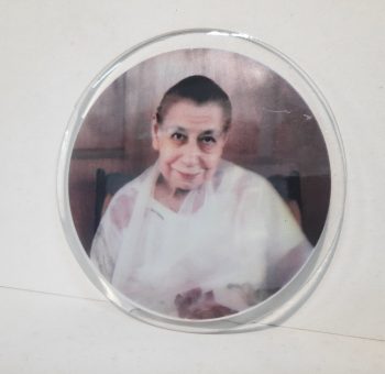 Big Round Mother Photo With Magnet